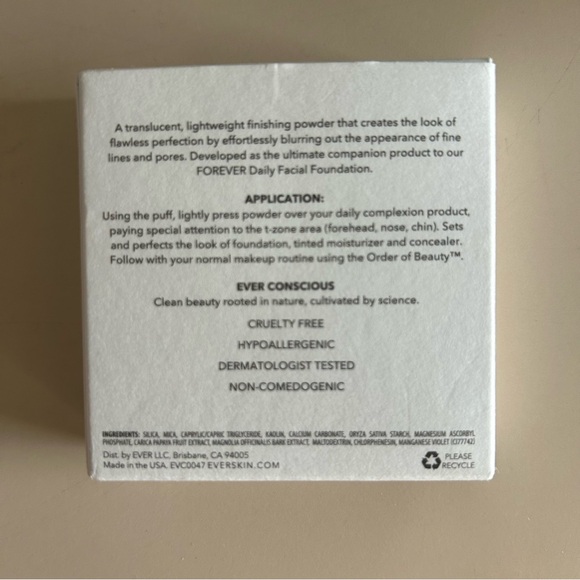 💲5/$25 Ever By StellaDot Blur Perfecting Face Powder Full Size 10 grams/0.35 oz - Picture 5 of 5